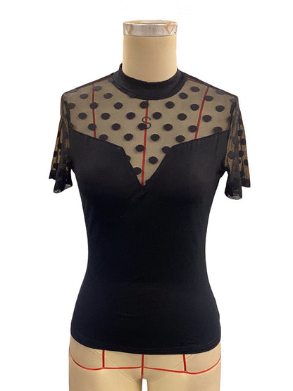 Well Tailored T-Shirt with a Graceful Silhouette