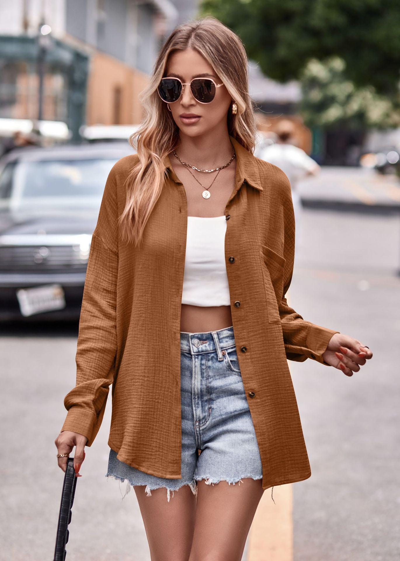 Classic Vintage Shirt with a Flattering Fit
