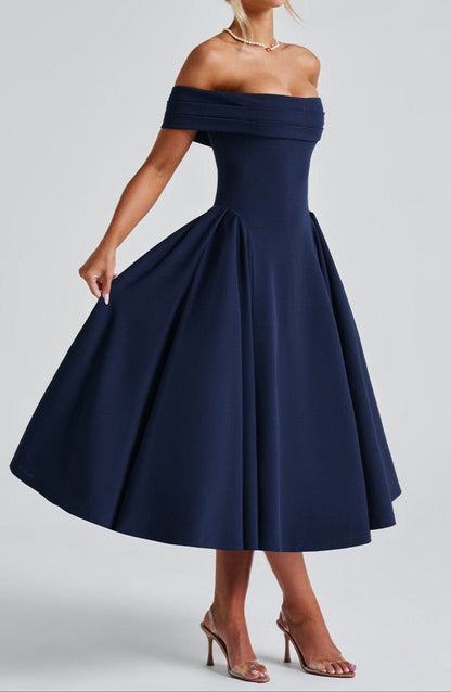 Polished Dress with an Effortless Classic Look
