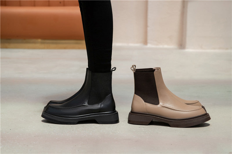 Elegantly Styled Boots for Everyday Wear