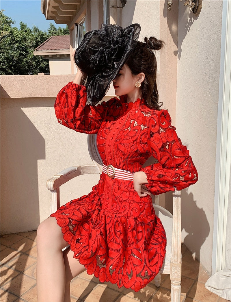 Beautifully Crafted Dress in a Classic Style