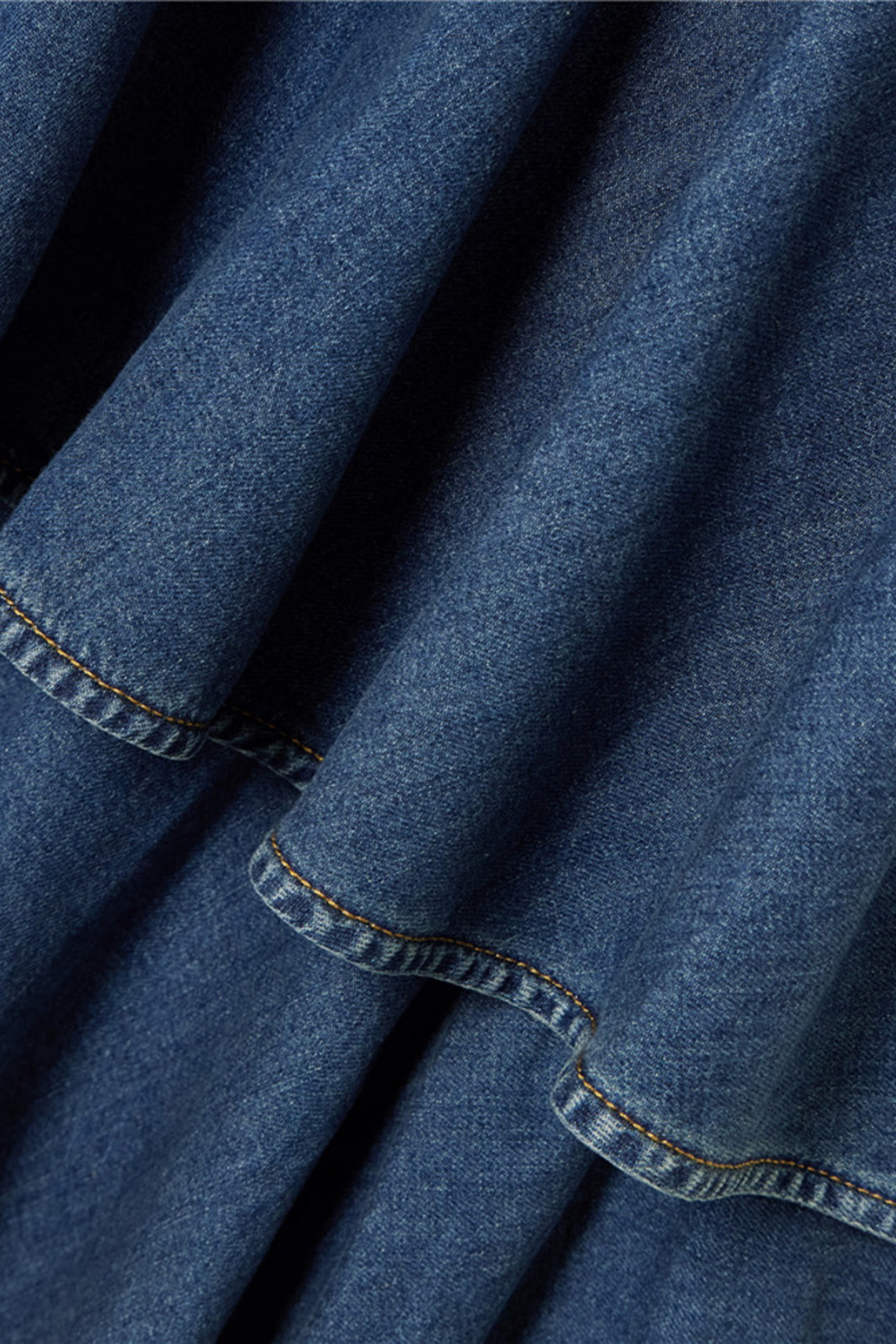 Effortlessly Elegant Garment with a Timeless Design