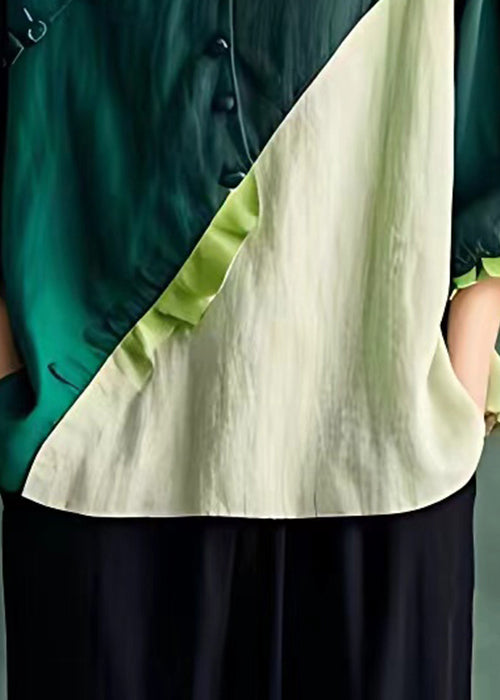 Classic Vintage Top with a Flattering Fit