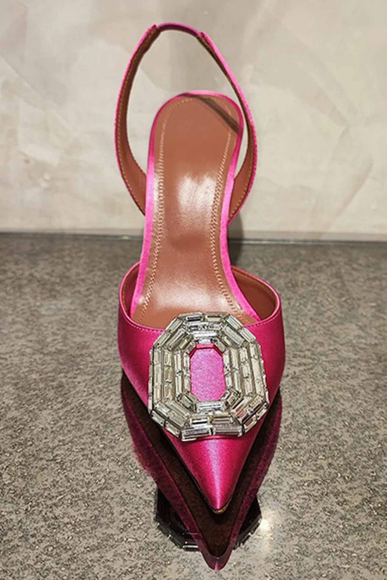Well Tailored Heels with a Graceful Silhouette