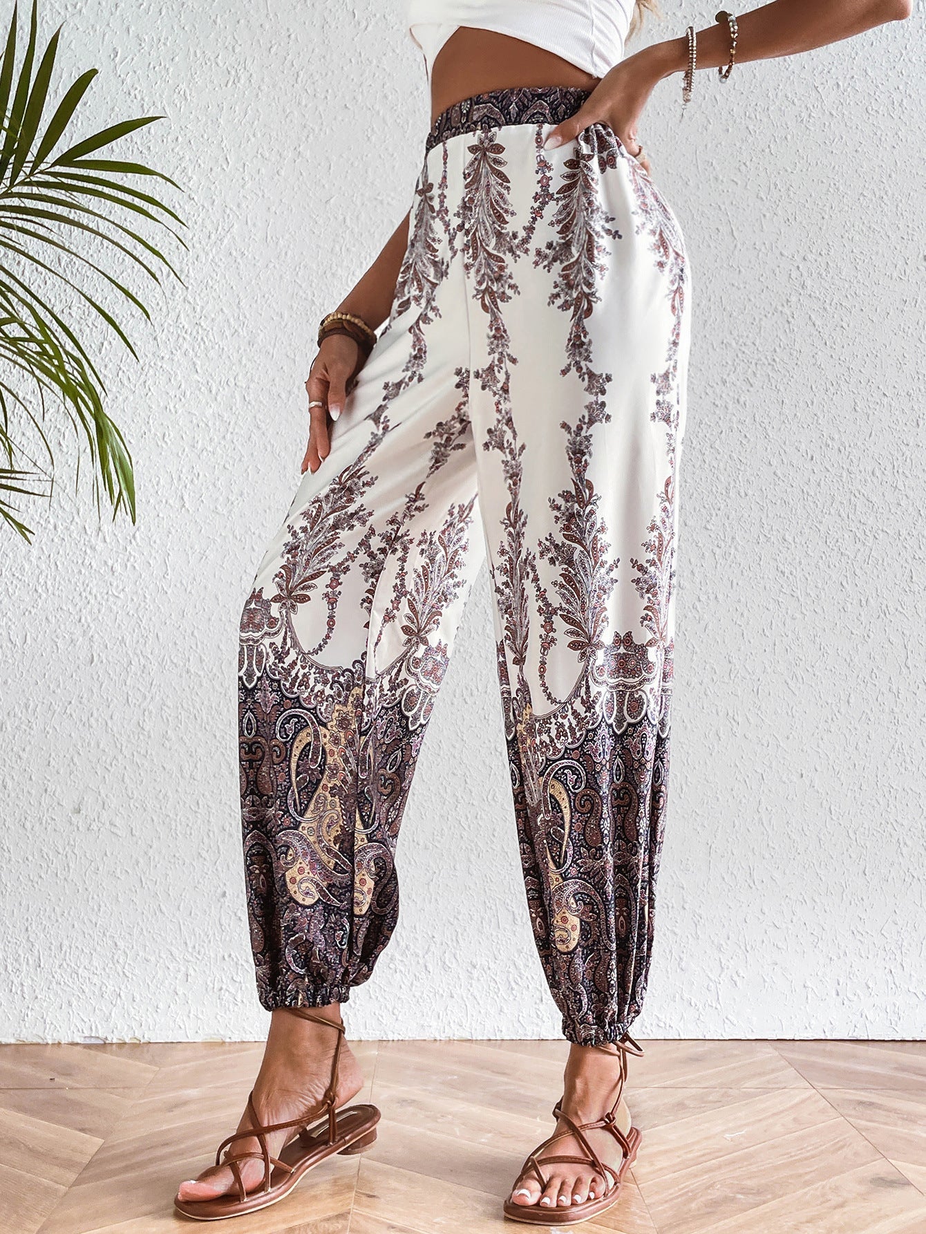 Gracefully Styled Pants for Any Occasion