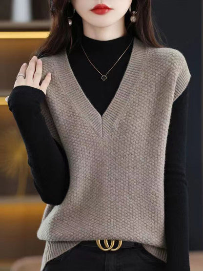 Sophisticated Top with a Clean Classic Look