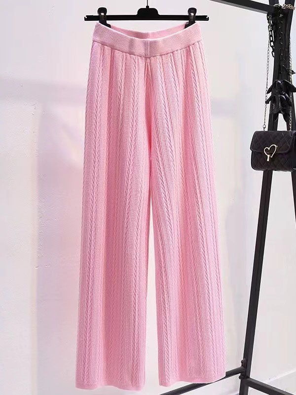 Effortlessly Elegant Pants with a Timeless Design
