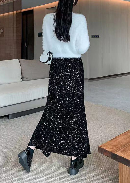 Gracefully Styled Garment for Any Occasion