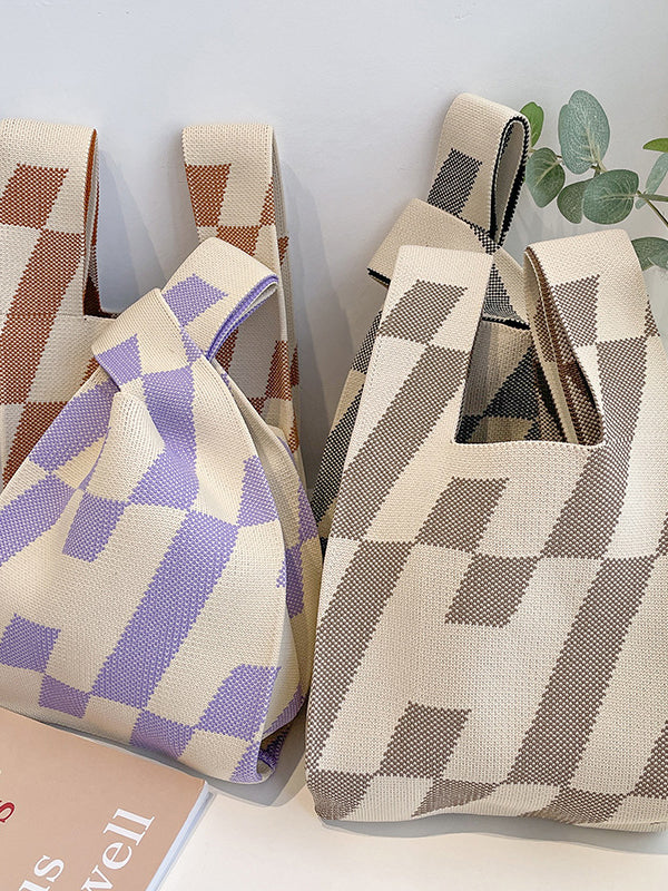 Sophisticated Bag with a Clean Classic Look