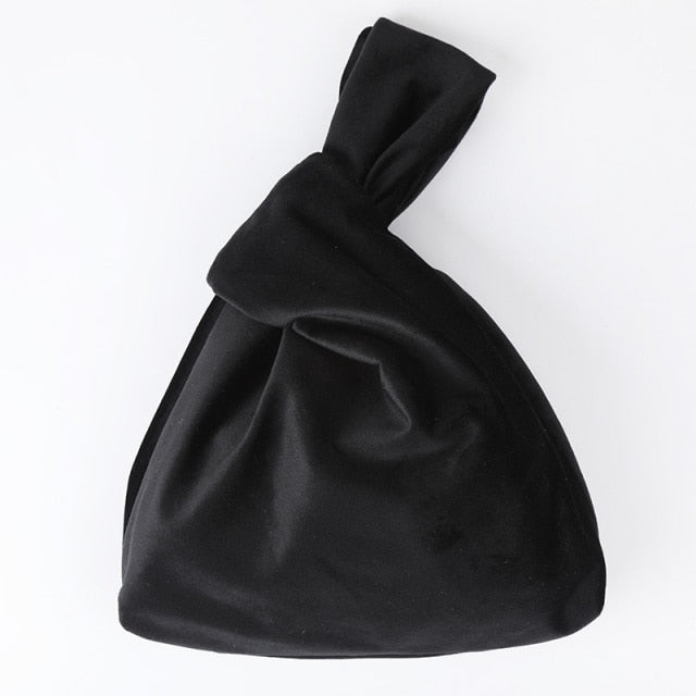 Classic Vintage Bag with a Flattering Fit