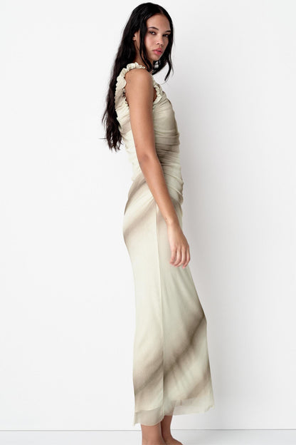 Gracefully Styled Dress for Any Occasion