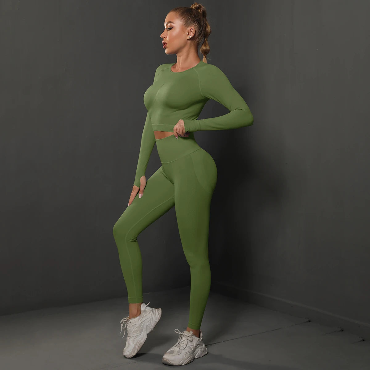 Effortlessly Elegant Garment with a Timeless Design