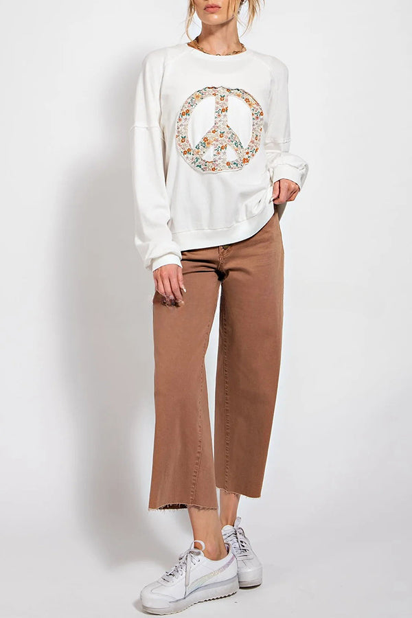 Effortlessly Elegant Pullover with a Timeless Design