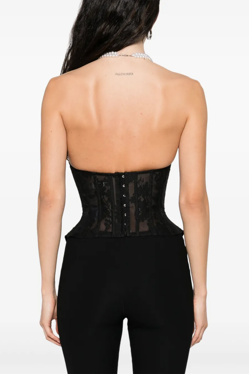 Sophisticated Garment with a Clean Classic Look