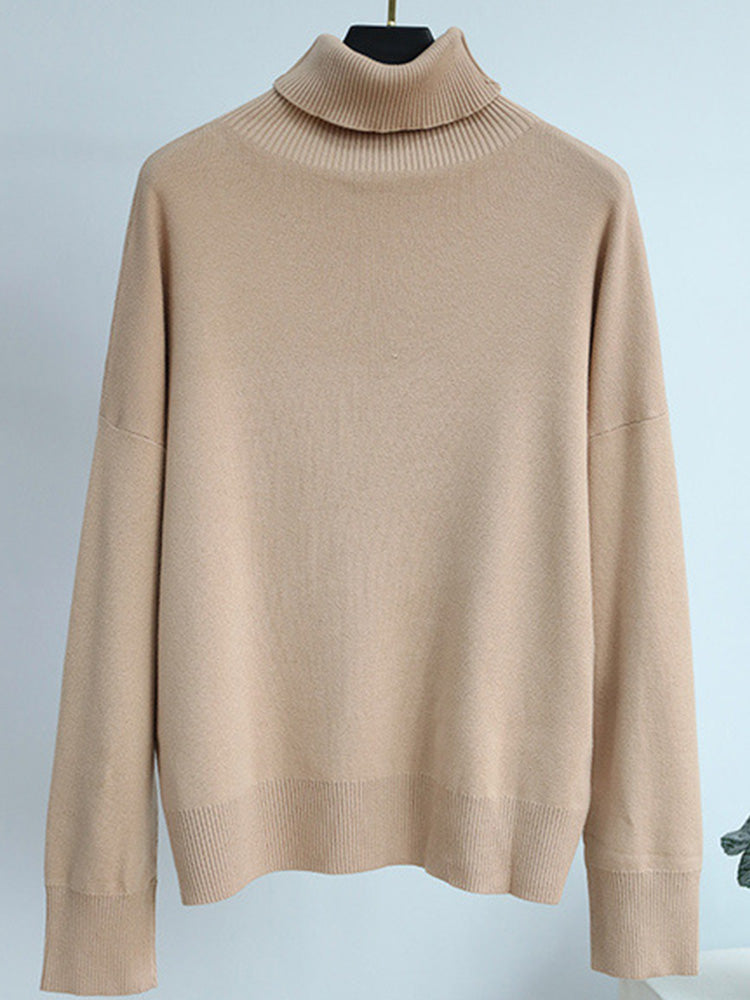 Classic Vintage Sweater with a Flattering Fit