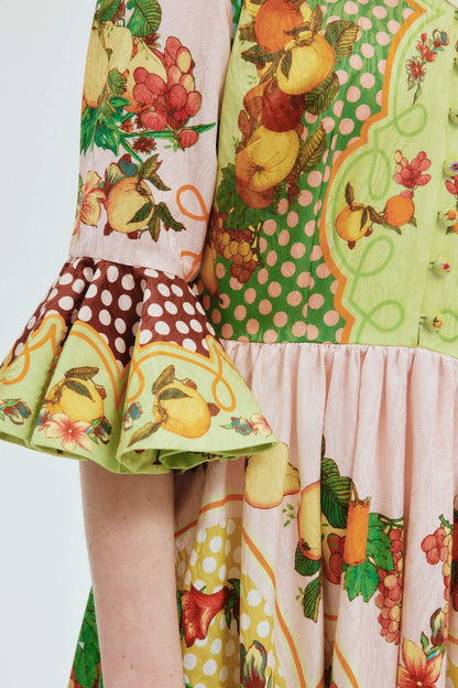 Well Tailored Dress with a Graceful Silhouette