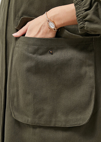 Well Tailored Coat with a Graceful Silhouette