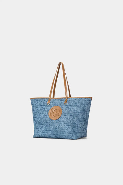 A Vintage Style Bag with Delicate Timeless Details