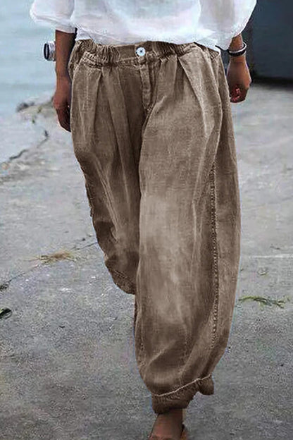 Beautifully Finished Pants in a Timeless Design
