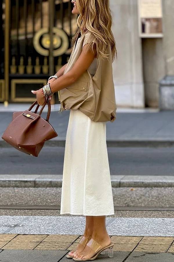 Gracefully Styled Garment for Any Occasion