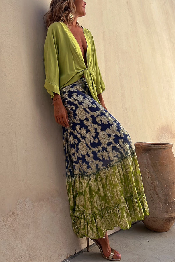 Beautifully Crafted Blouse in a Classic Style