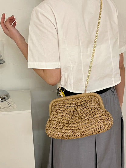 Sophisticated Bag with a Clean Classic Look