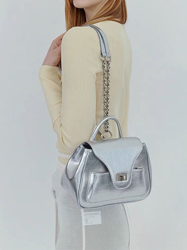 A Vintage Style Bag with Delicate Timeless Details