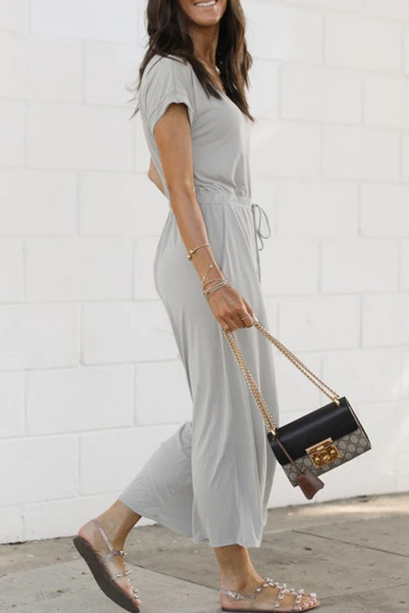 Effortlessly Elegant Garment with a Timeless Design