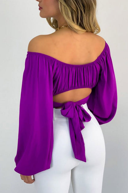 Well Tailored Top with a Graceful Silhouette