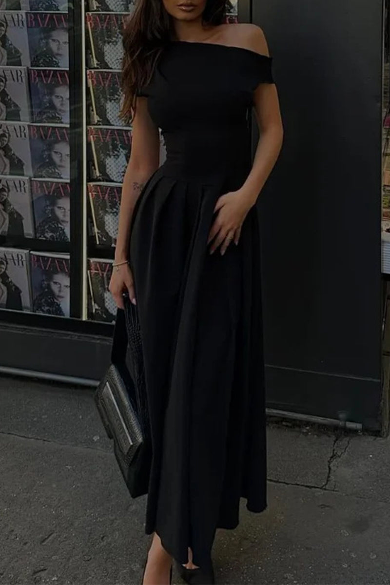 Gracefully Styled Dress for Any Occasion