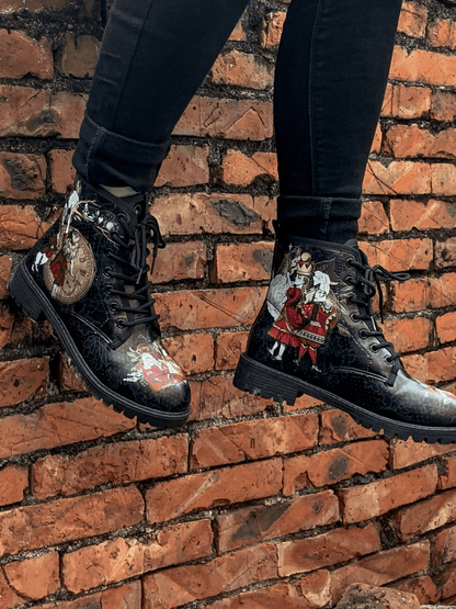Well Tailored Boots with a Graceful Silhouette