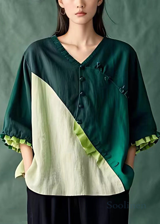 Classic Vintage Top with a Flattering Fit