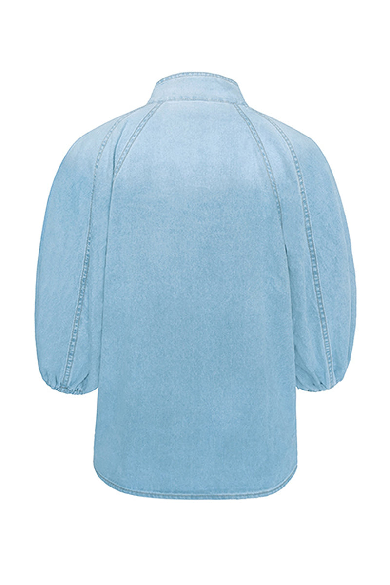 Classic Vintage Blouse with a Flattering Fit