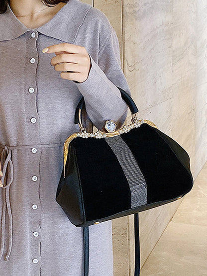 Gracefully Styled Bag for Any Occasion