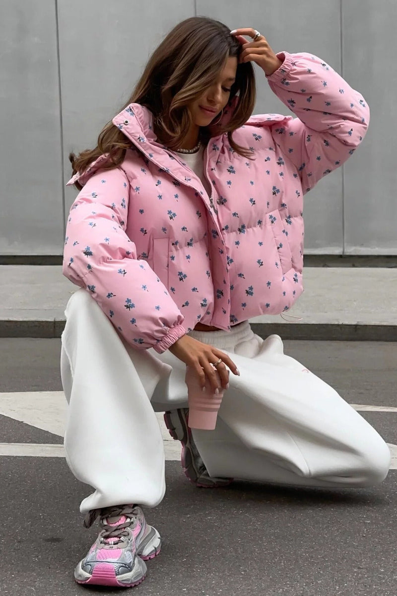 Effortlessly Elegant Jacket with a Timeless Design
