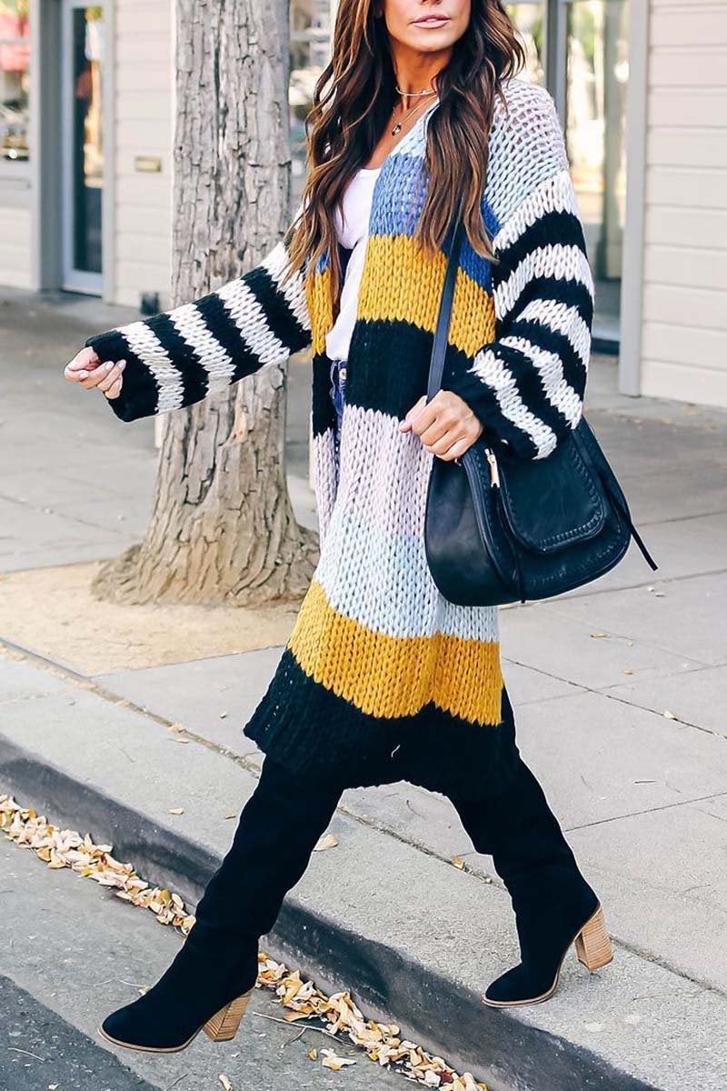 Effortlessly Elegant Cardigan with a Timeless Design