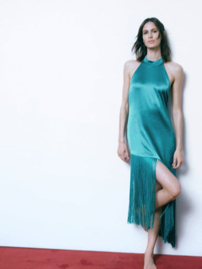 A Vintage Style Dress with Delicate Timeless Details