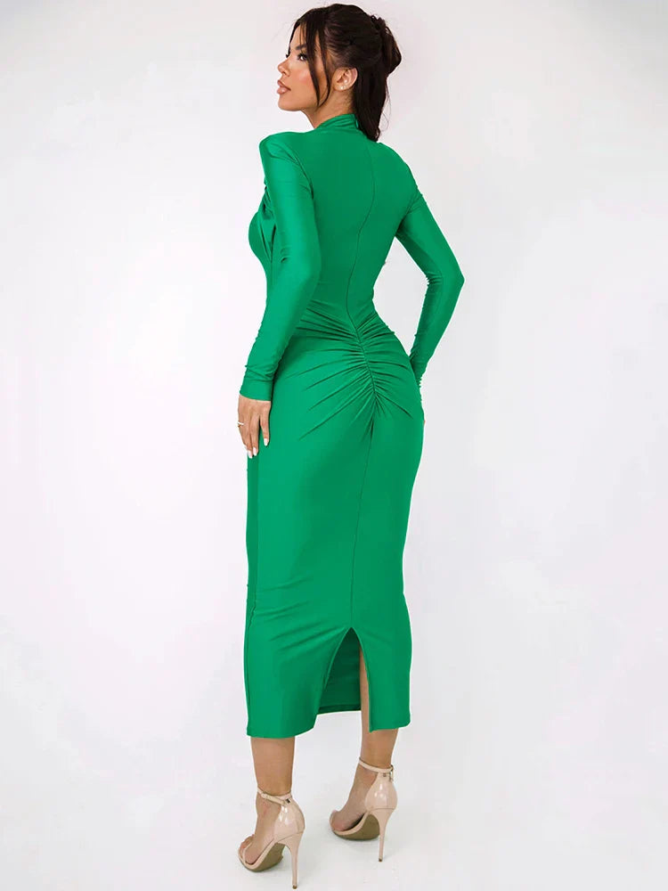Beautifully Crafted Dress in a Classic Style