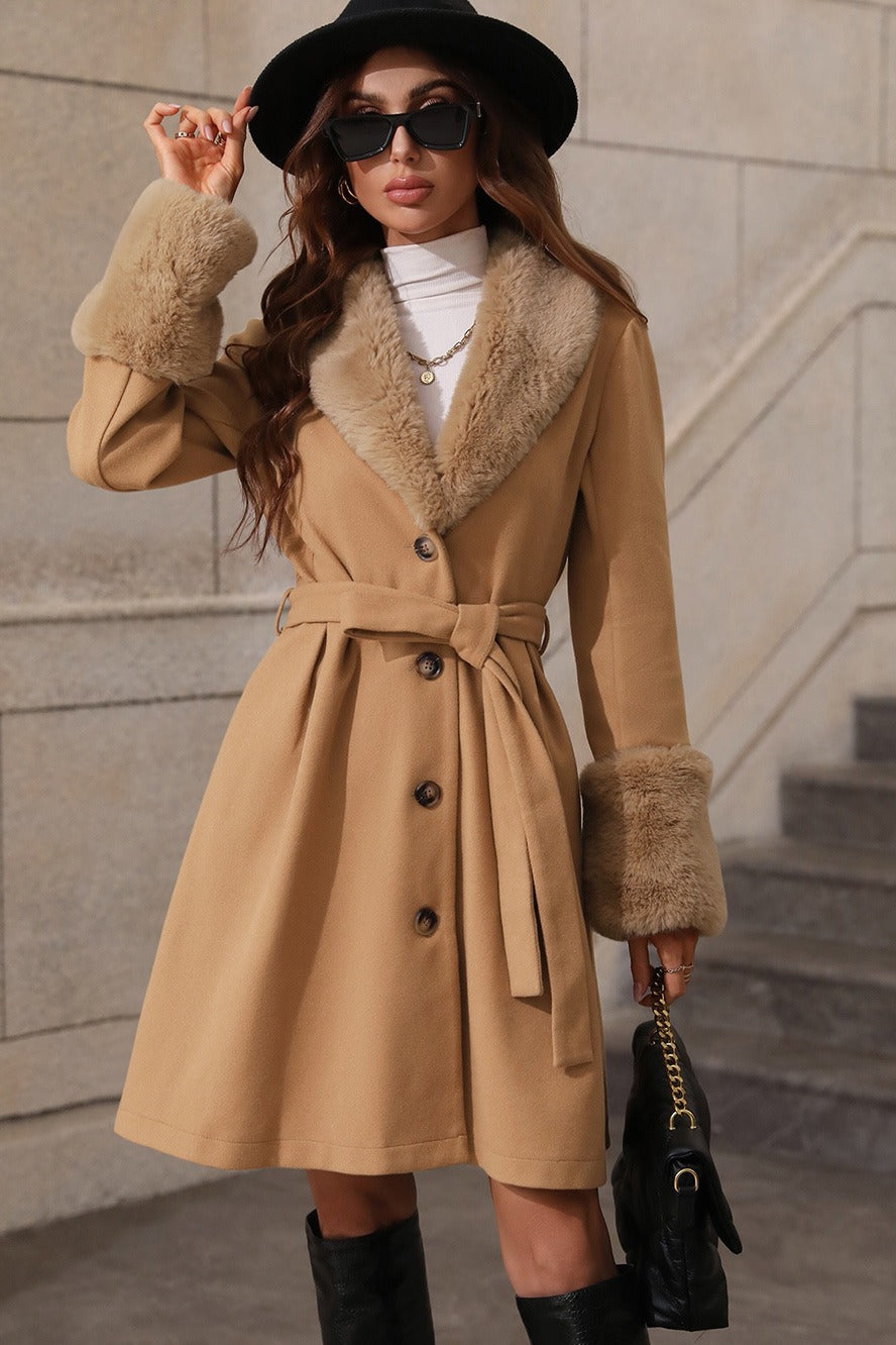 Effortlessly Elegant Coat with a Timeless Design