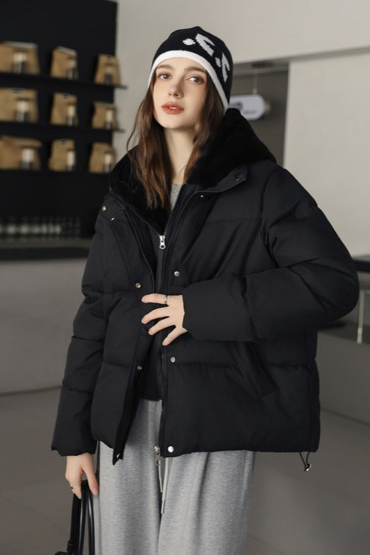 Effortlessly Elegant Jacket with a Timeless Design