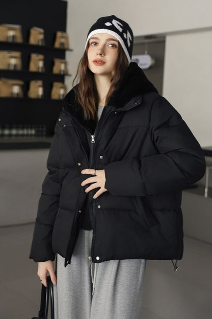 Effortlessly Elegant Jacket with a Timeless Design