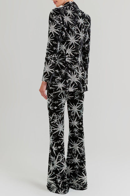 Sophisticated Garment with a Clean Classic Look