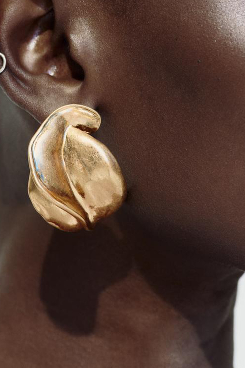 Polished Garment with an Effortless Classic Look