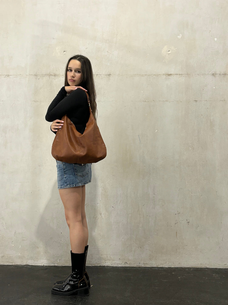 Effortlessly Elegant Bag with a Timeless Design