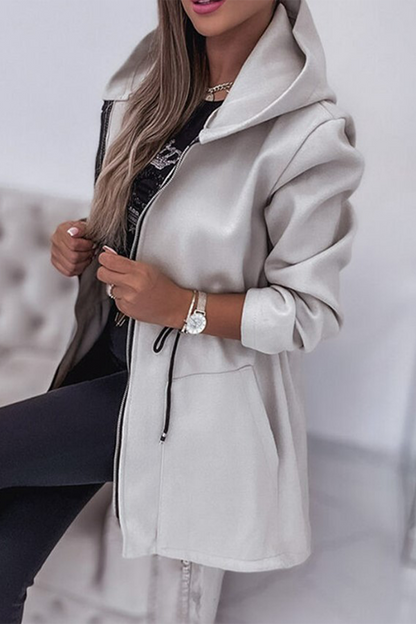 Effortlessly Elegant Garment with a Timeless Design