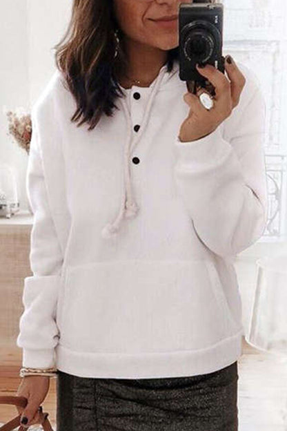Effortlessly Elegant Top with a Timeless Design