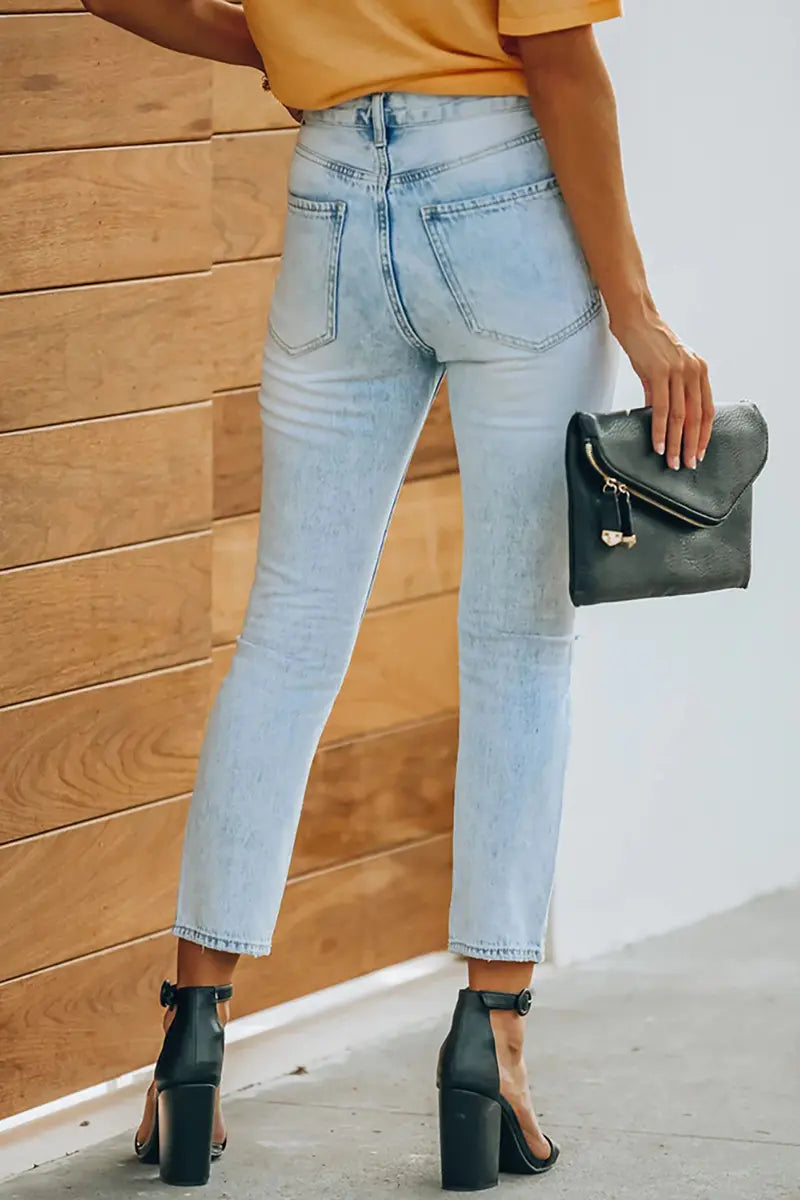 Classic Vintage Pants with a Flattering Fit