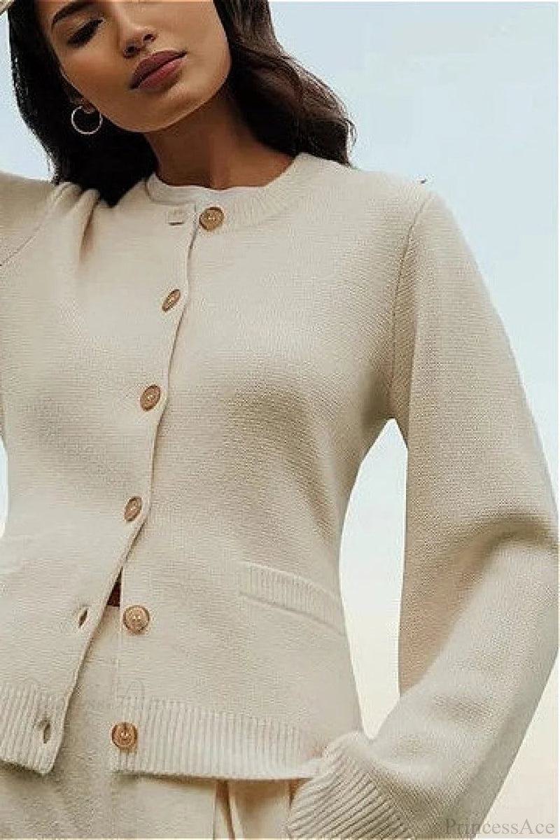 Beautifully Crafted Cardigan in a Classic Style