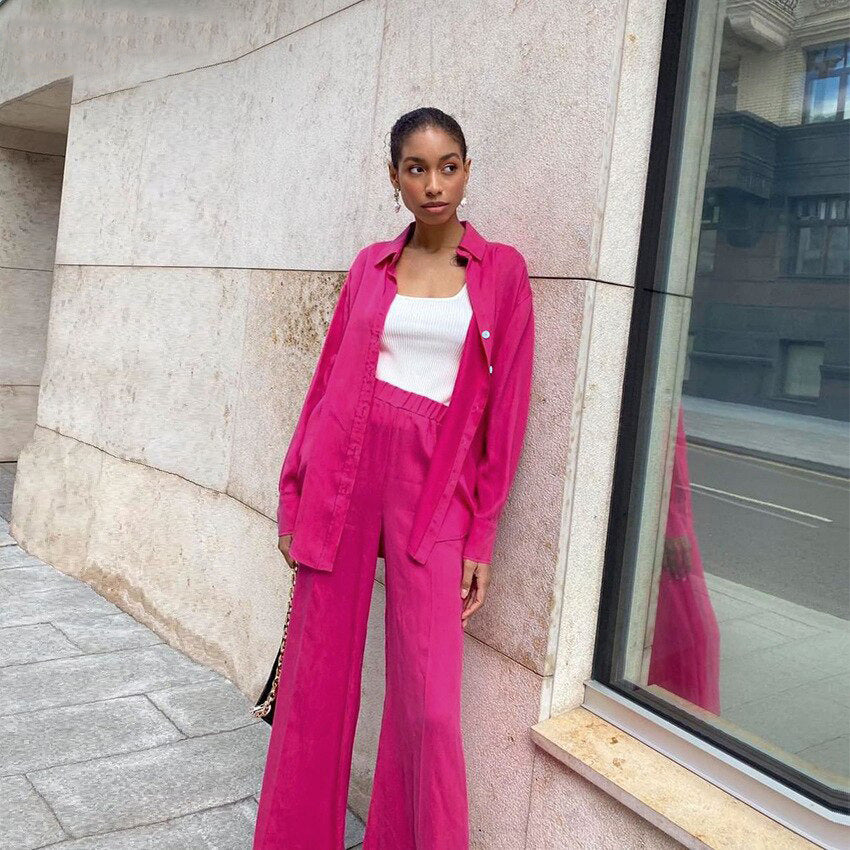 Well Tailored Trousers with a Graceful Silhouette
