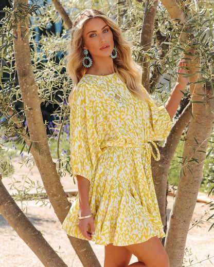 Polished Dress with an Effortless Classic Look